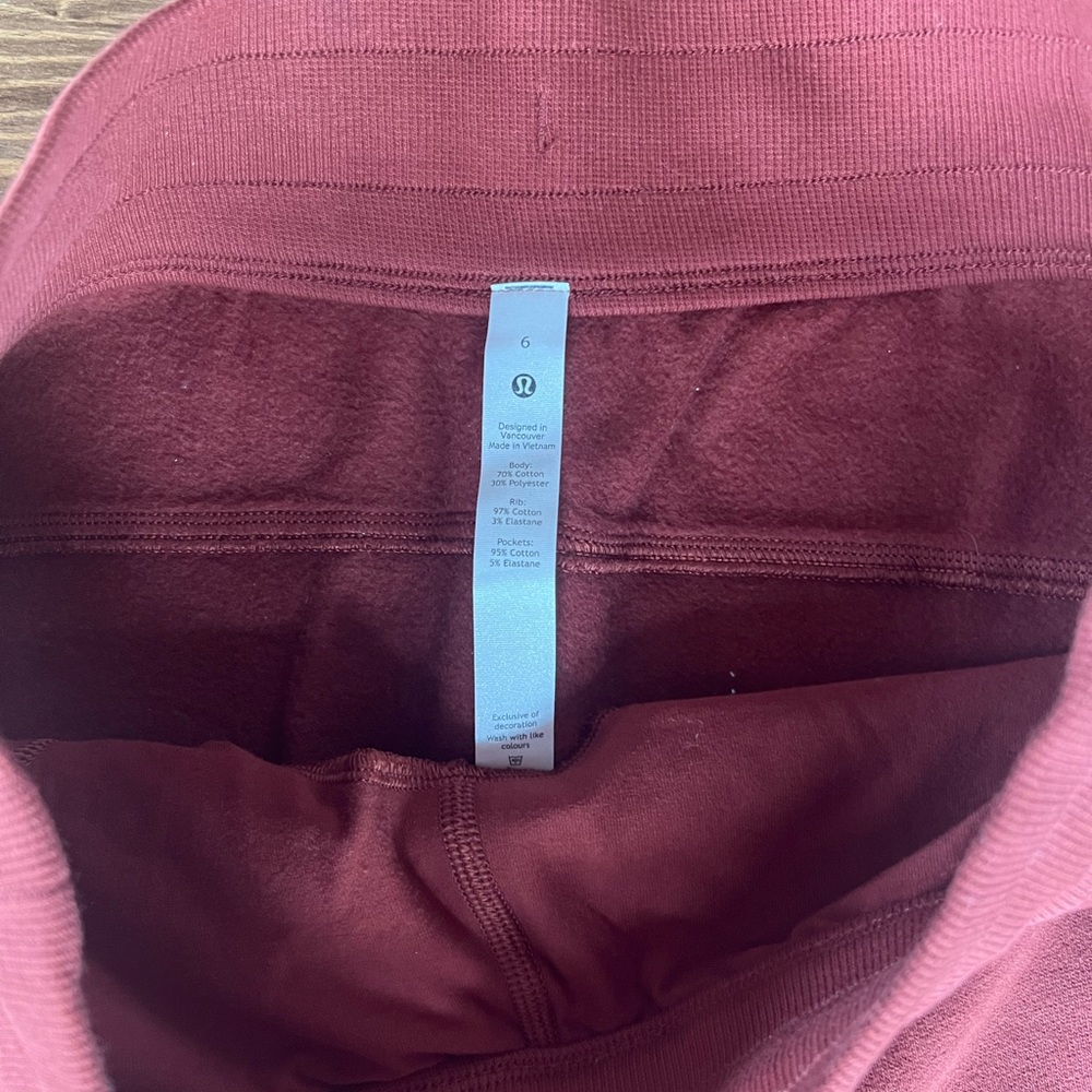 Lululemon Pants - Picture 3 of 5